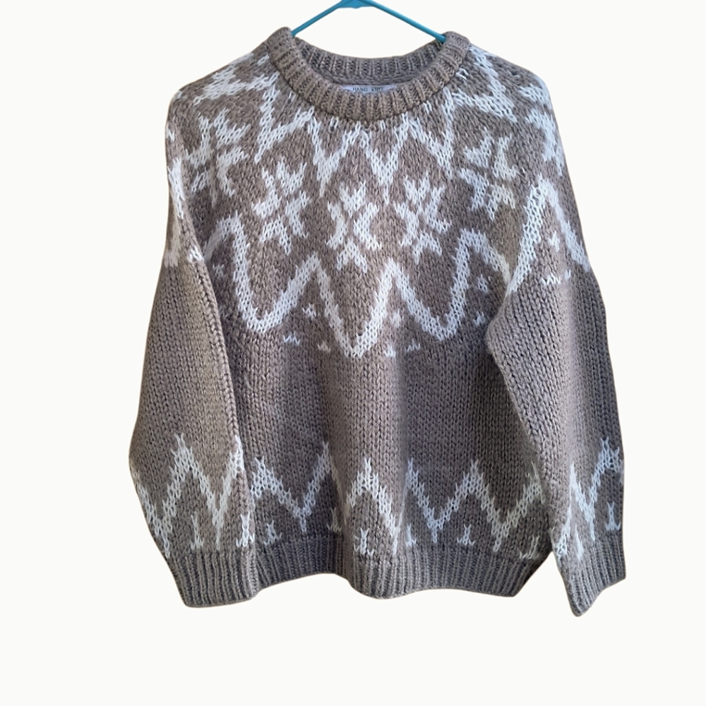 Cozy Taupe & White Fair Isle Crewneck Sweater